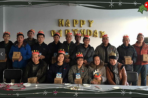 “宏”源幸福，員工集體生日會(huì)溫暖上線